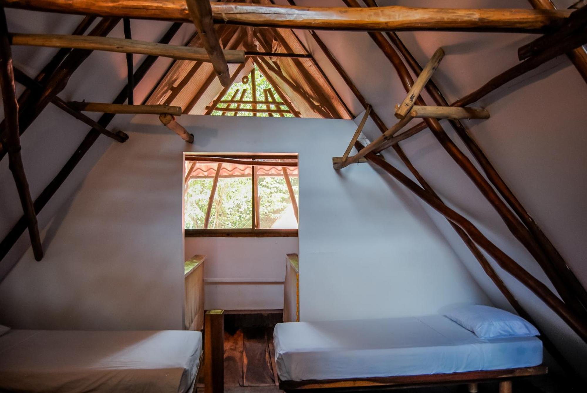 Hacienda Sarah Villa Носара Стая снимка